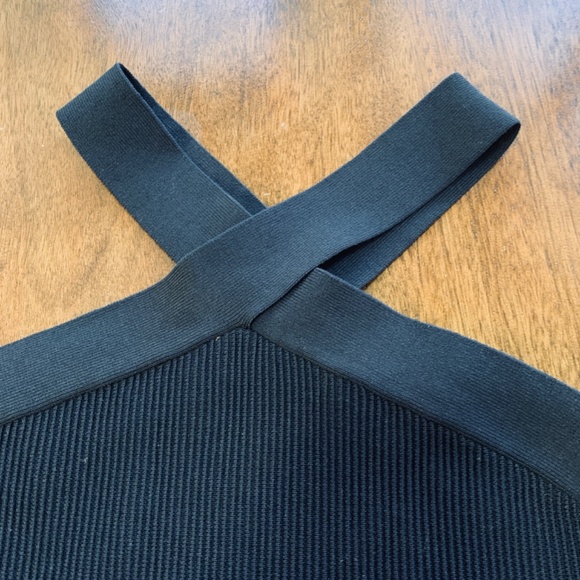 Aritzia BABATON Black Sculpt Knit Criss Cross Cropped Tank Top Womens Large Crop - Picture 3 of 14